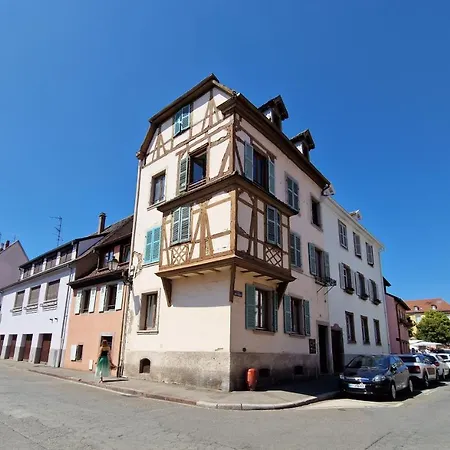 La Petite Porte - Petite Venise - *